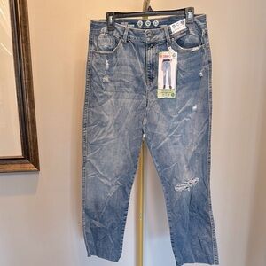 Rewash high rise slim straight Blue Distressed Jeans NWT 11/30
